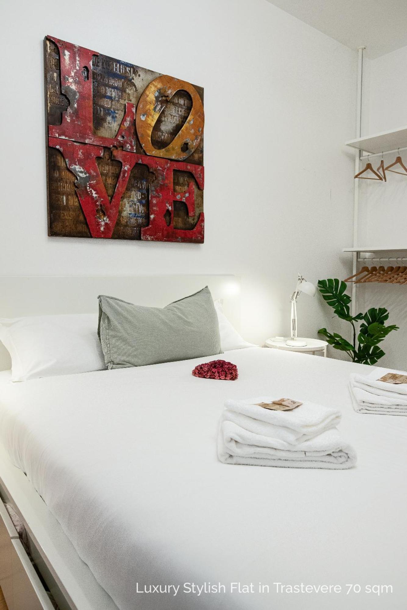 La Dolce Vita - Luxury Stylish Flats In Trastevere 70-90Sqm Roma Eksteriør bilde